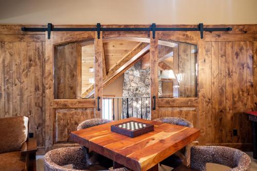 Luxury 4BD Located at Old Greenwood - photo 21