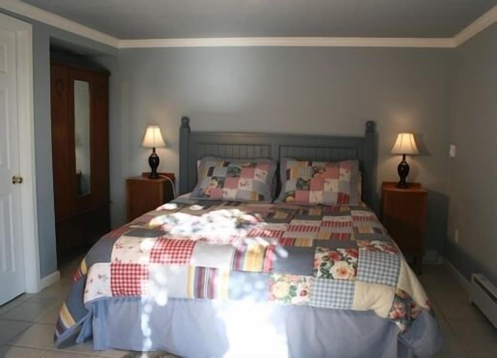 Bodega Harbor Inn — Bodega Bay — photo 2