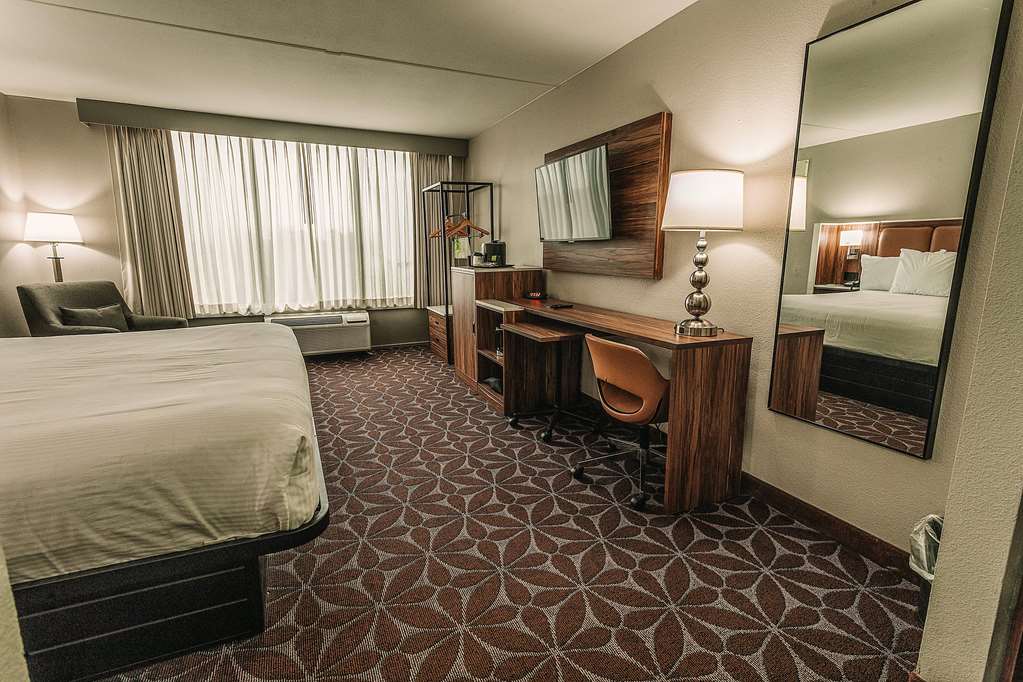 Wyndham Garden Williamsburg Busch Gardens Area - photo 26