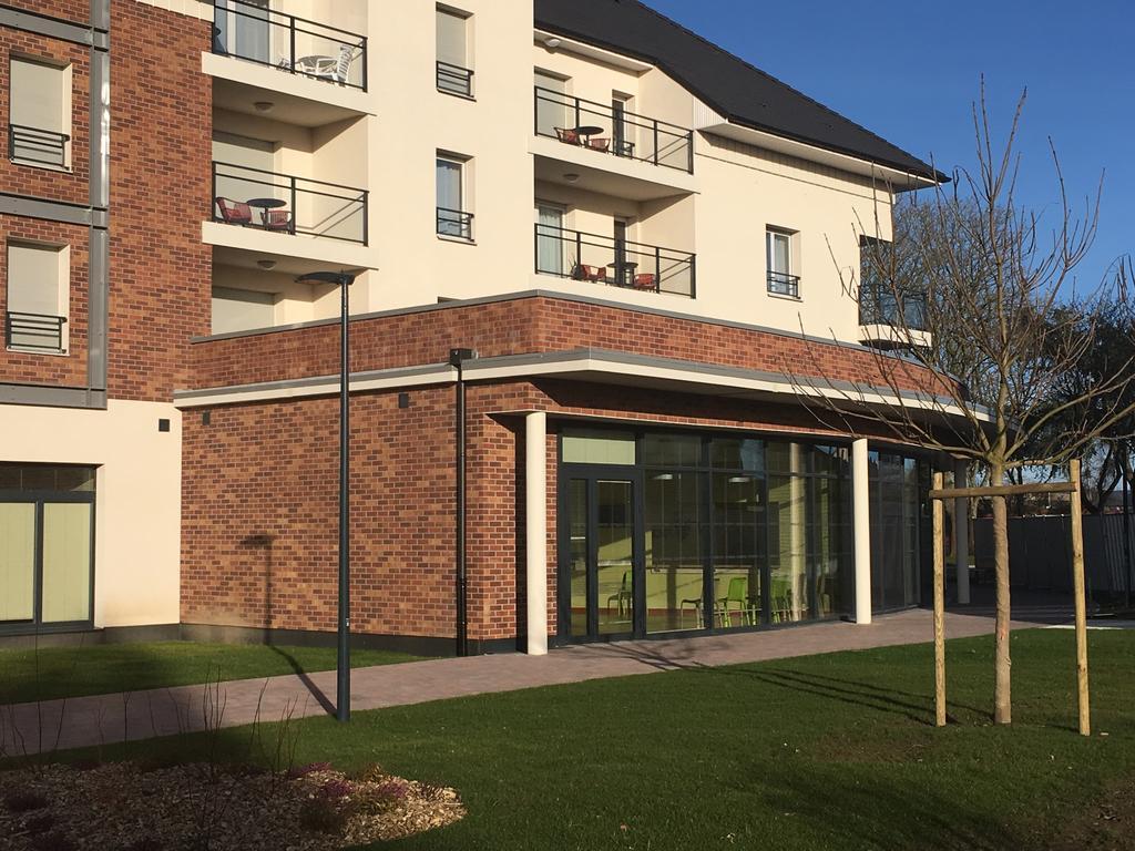 Manoir Le Carillon Dor — Maubeuge