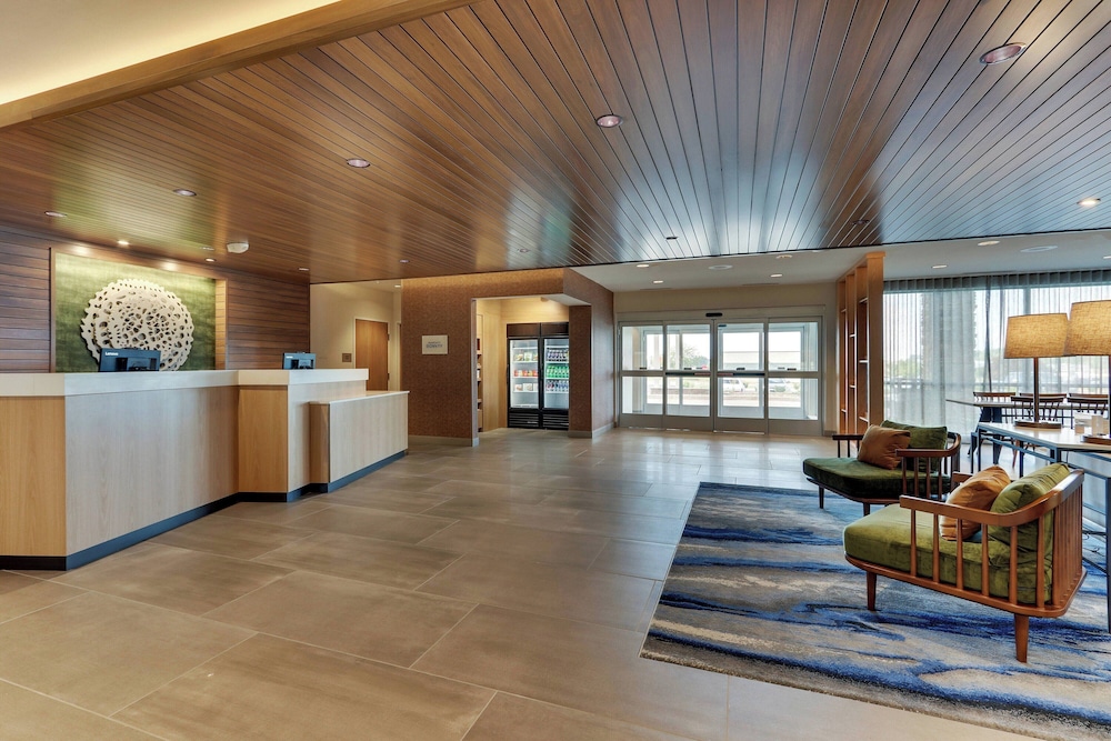 Fairfield Inn & Suites by Marriott Warsaw - photo 3