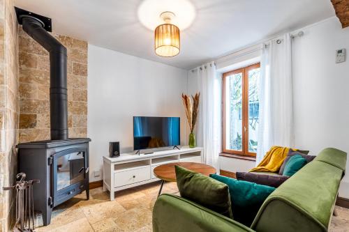 Leisure Island I Calm Nature Tourism pet-friendly hotel Vaureal