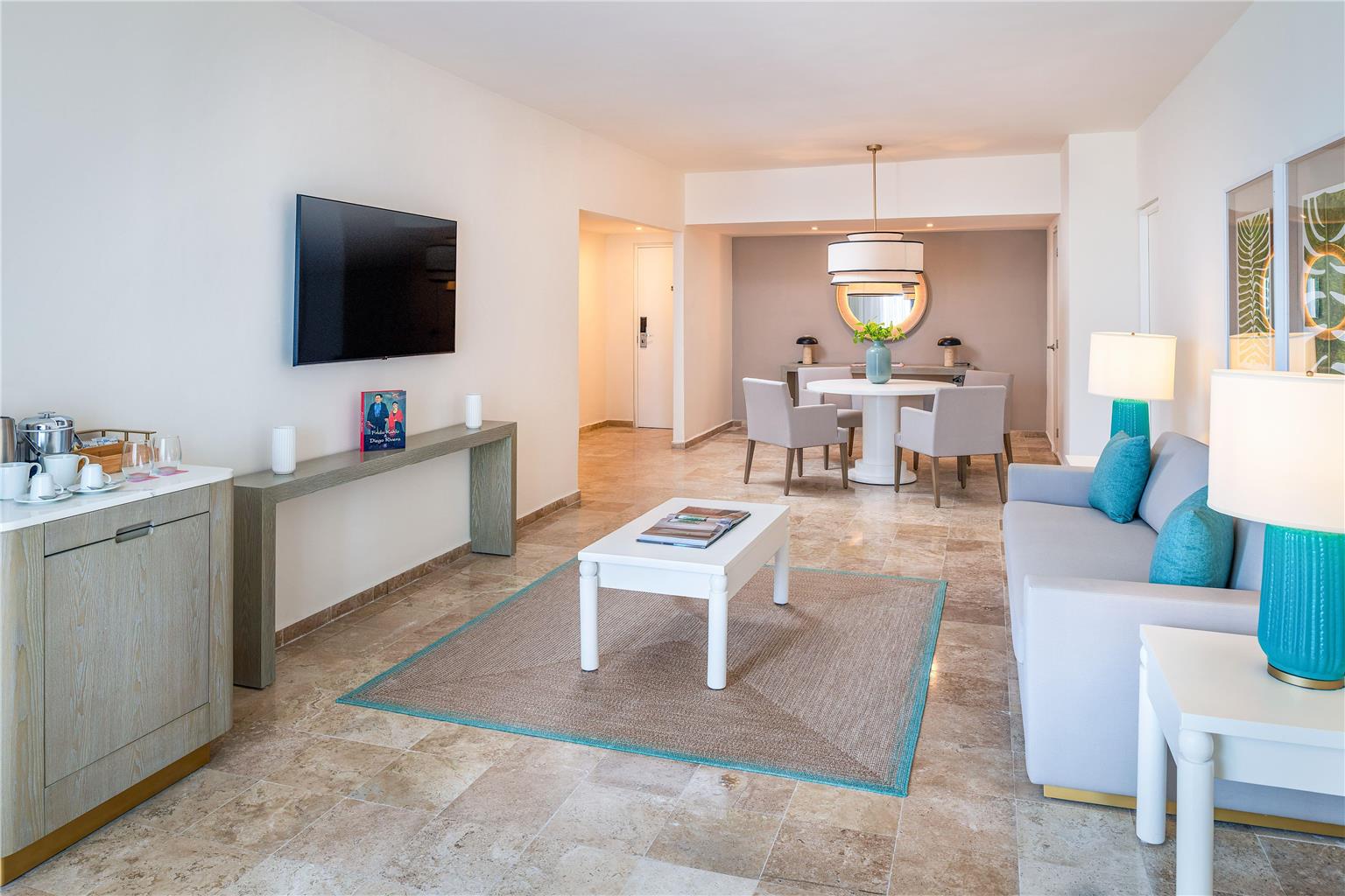 Guest room