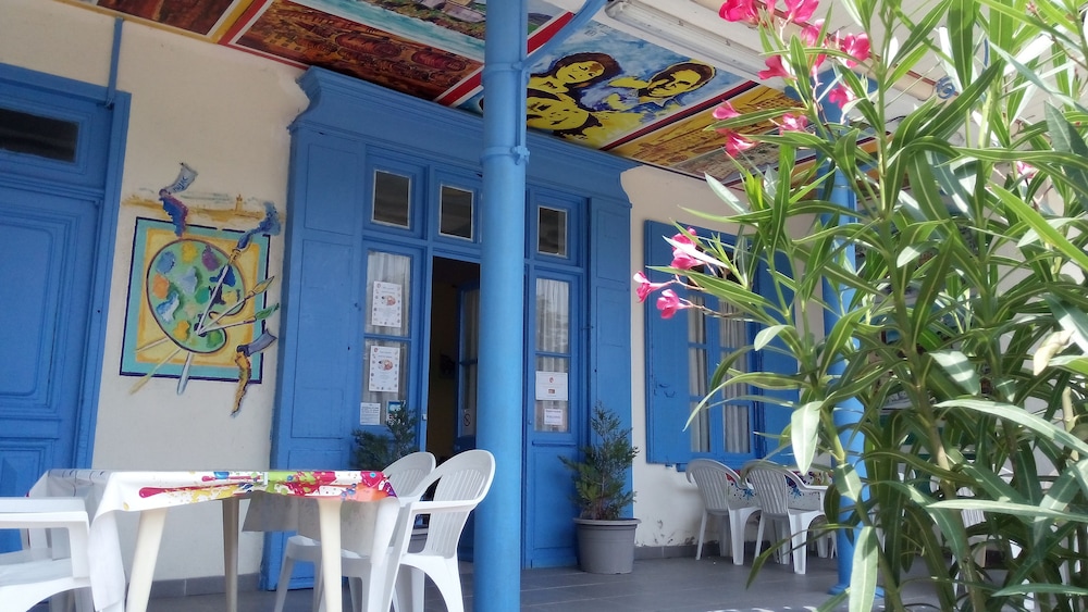 Hotel Résidence BEAR - carbon neutral hotel in Portvendres