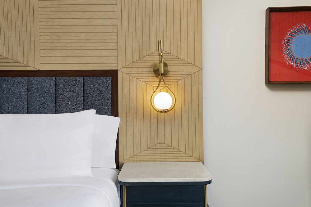 Hotel Indigo Irving Las Colinas by IHG - photo 11