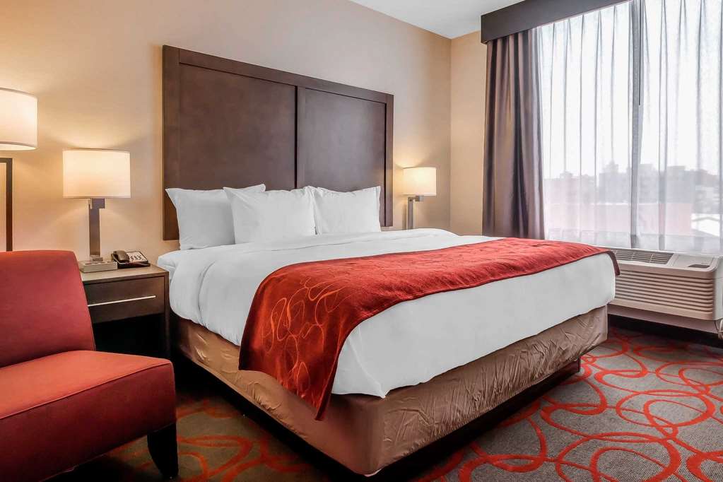 Comfort Inn & Suites near Stadium - photo 13