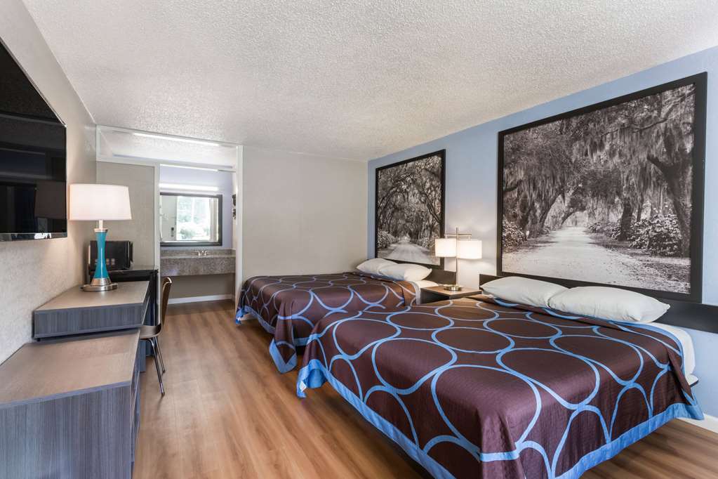 Super 8 by Wyndham Hardeeville Savannah North - photo 9