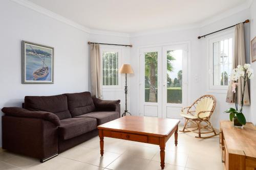 Caddy by Oliva Nova in Oliva, Spain