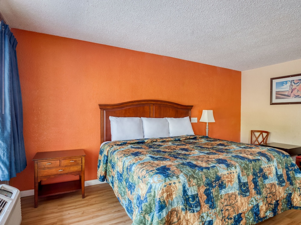 Haven Inn & Suites - photo 11