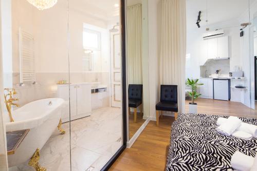 Deluxe Prince Machabeli Suite