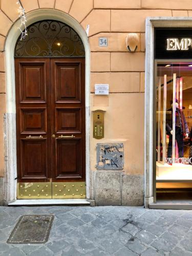 Frattina De Luxe — 4-Star Luxury Hotel in Rome, Italy