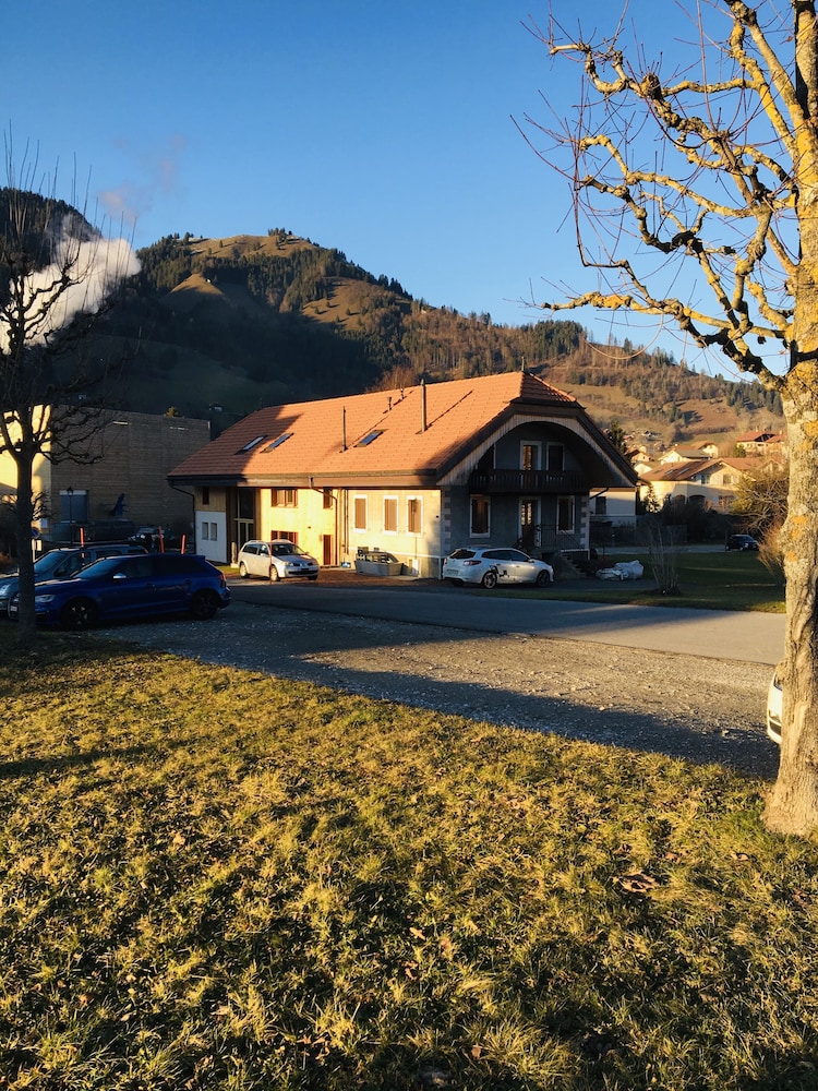 La Grange — hotel in Charmey