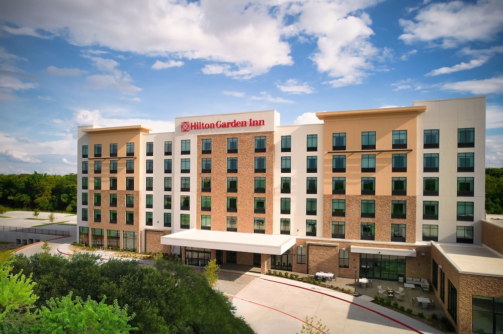 Hilton Garden Inn Grapevine at Silverlake Crossing - photo 63