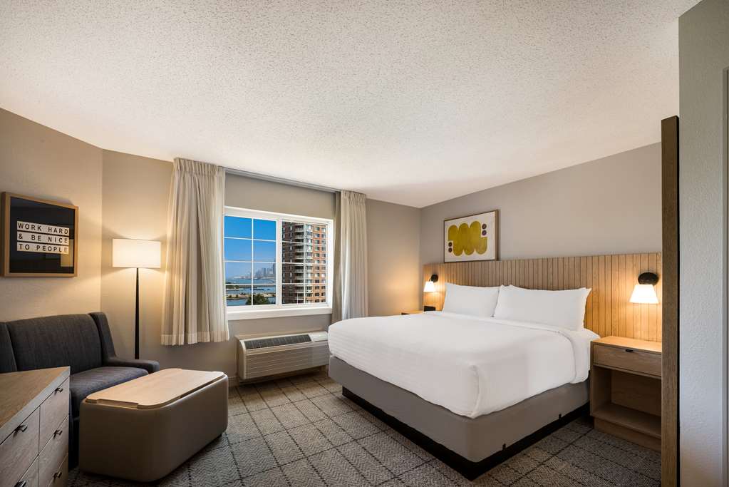 Sonesta Simply Suites Jersey City - photo 22