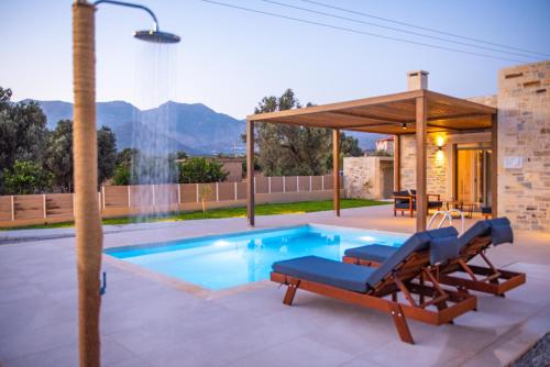 Marelia Villa 2 — 4-Star Luxury Hotel in Tympaki, Greece