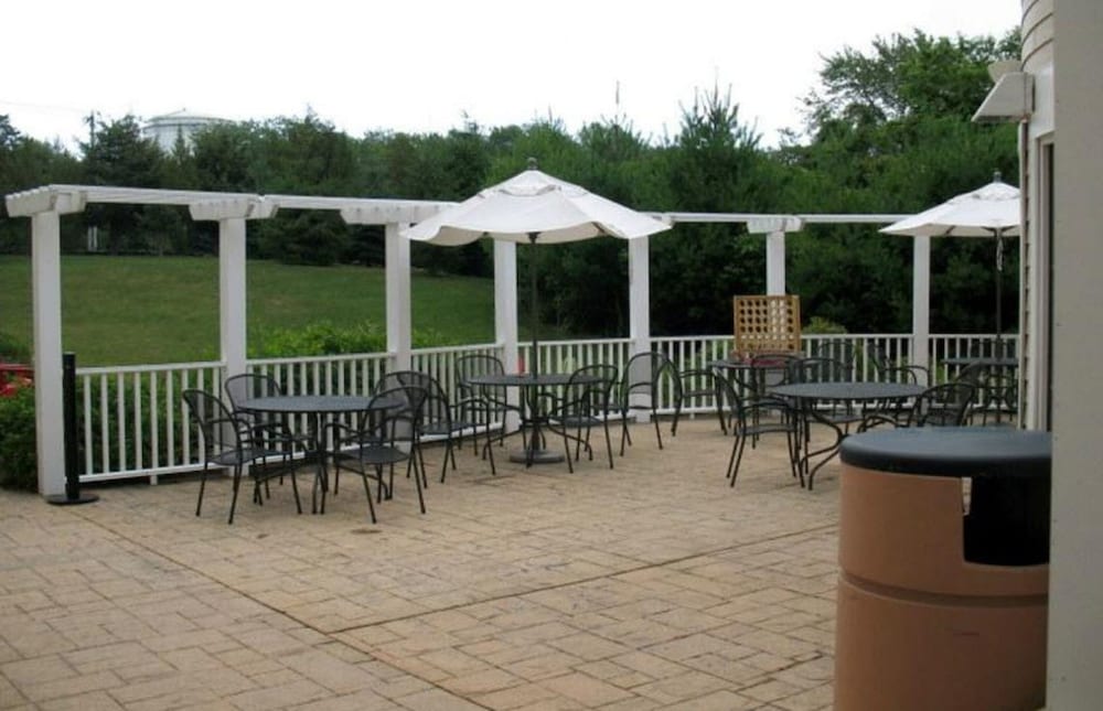 Hampton Inn South Kingstown Newport Area - photo 56