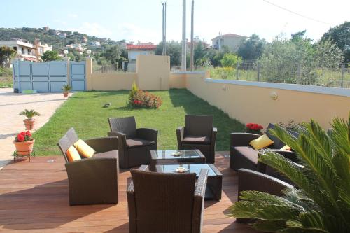 Peri’s Hotel — Artemida — photo 3