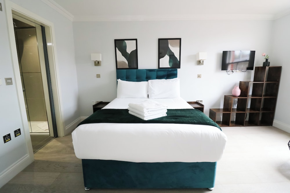 High Street Kensington by Viridian Apartments — 4-Star Luxury Hotel in London, United Kingdom