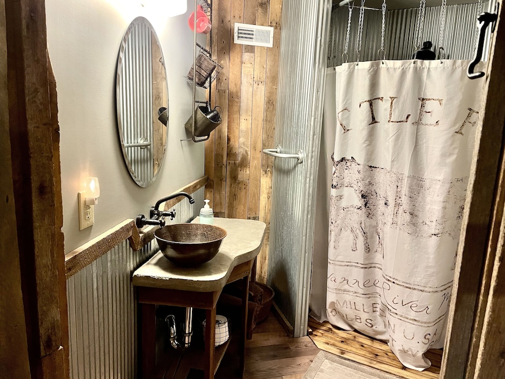 Amish Country Comfort - photo 10
