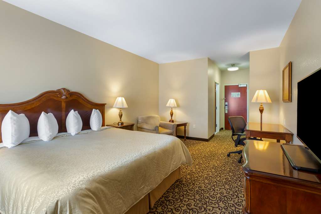 Best Western Plus Fossil Country Inn & Suites - photo 24