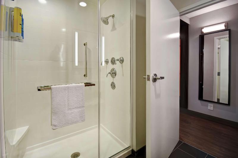 Tru By Hilton Cincinnati Airport South Florence - photo 25