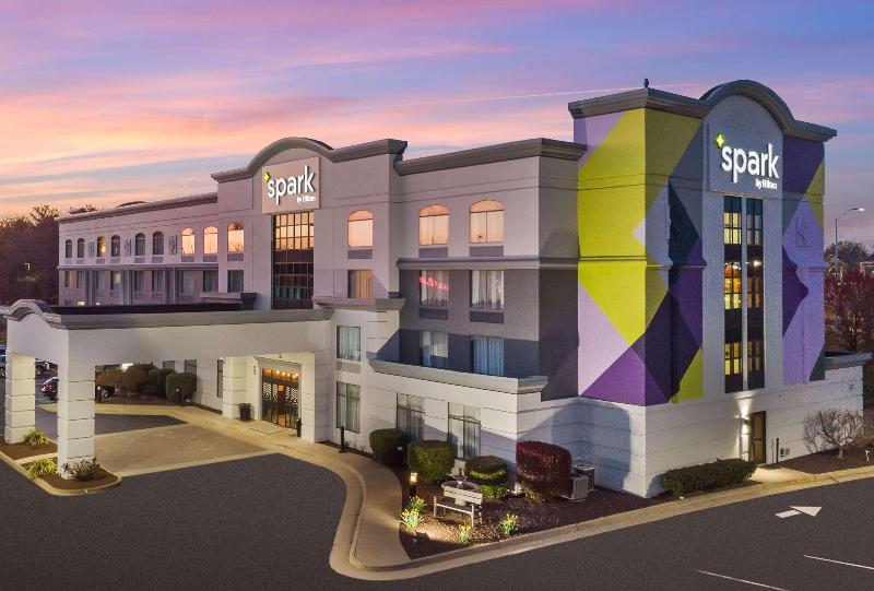 Spark by Hilton Winchester - photo 4