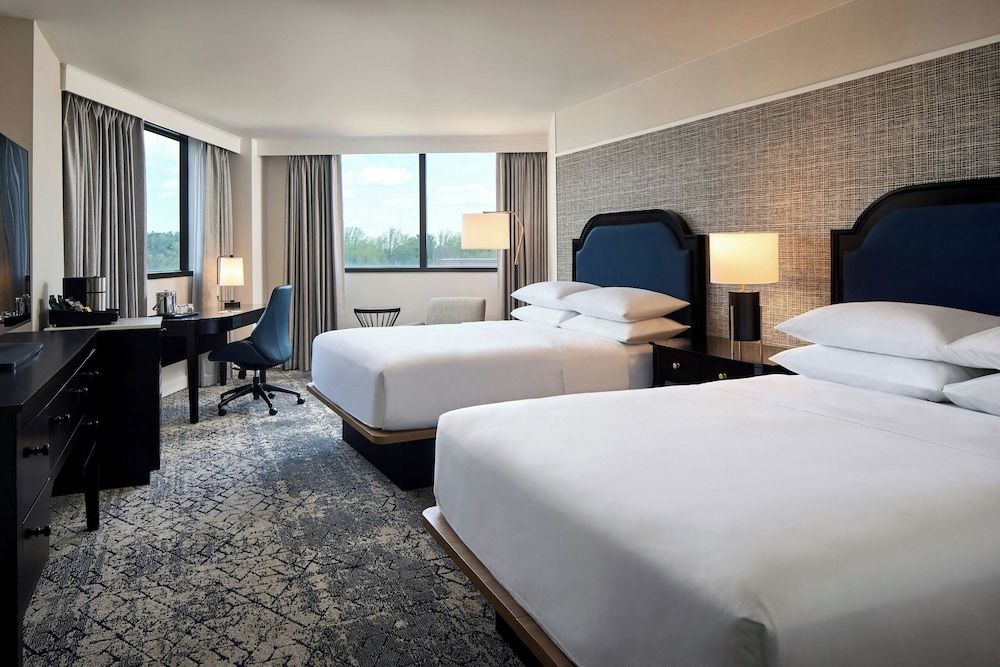 Sheraton Baltimore North Hotel - photo 13