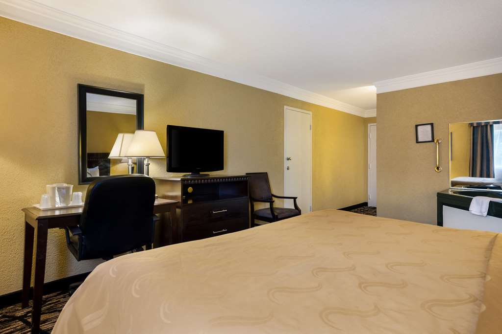 Quality Inn & Suites Syracuse Fairgrounds - photo 21