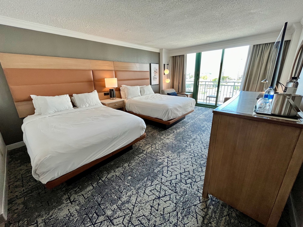 Sheraton Virginia Beach Oceanfront Hotel - photo 22