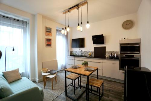 Le 12 Hyper Centre in Lorient, France