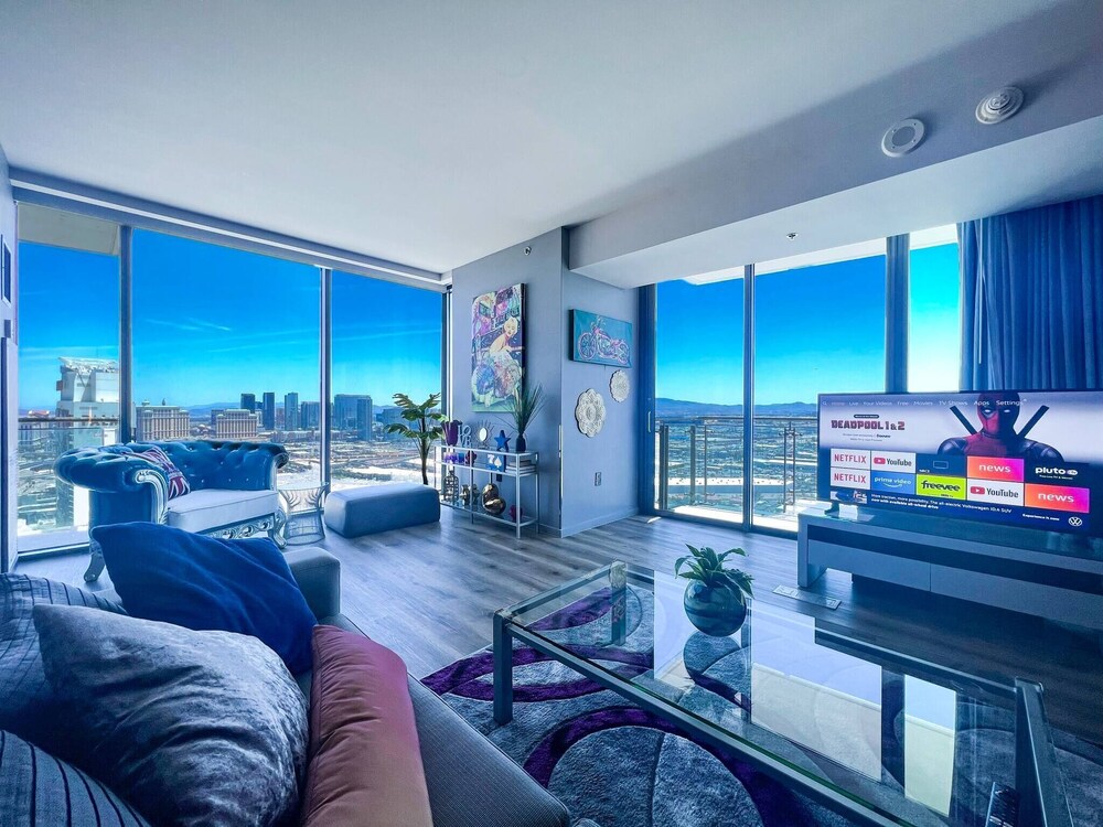 Palms Place Strip View 33rd floor 1 bedroom — 4-Star Luxury Hotel in Las Vegas, United States