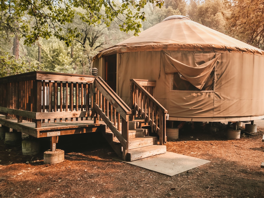 Yosemite Lakes RV Resort - photo 18