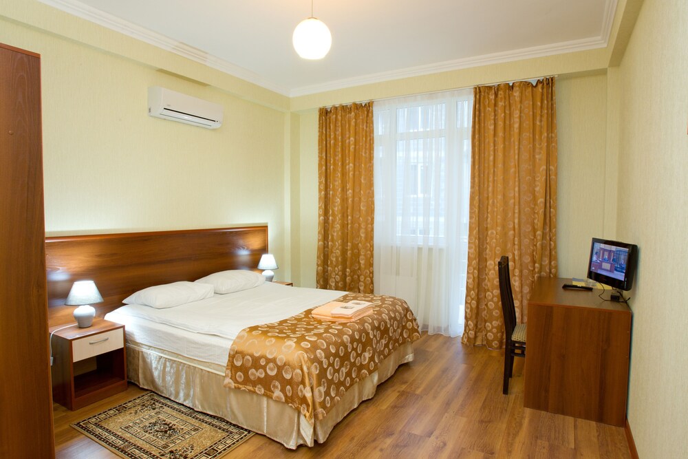 Green Hosta Hotel — Sochi — photo 5