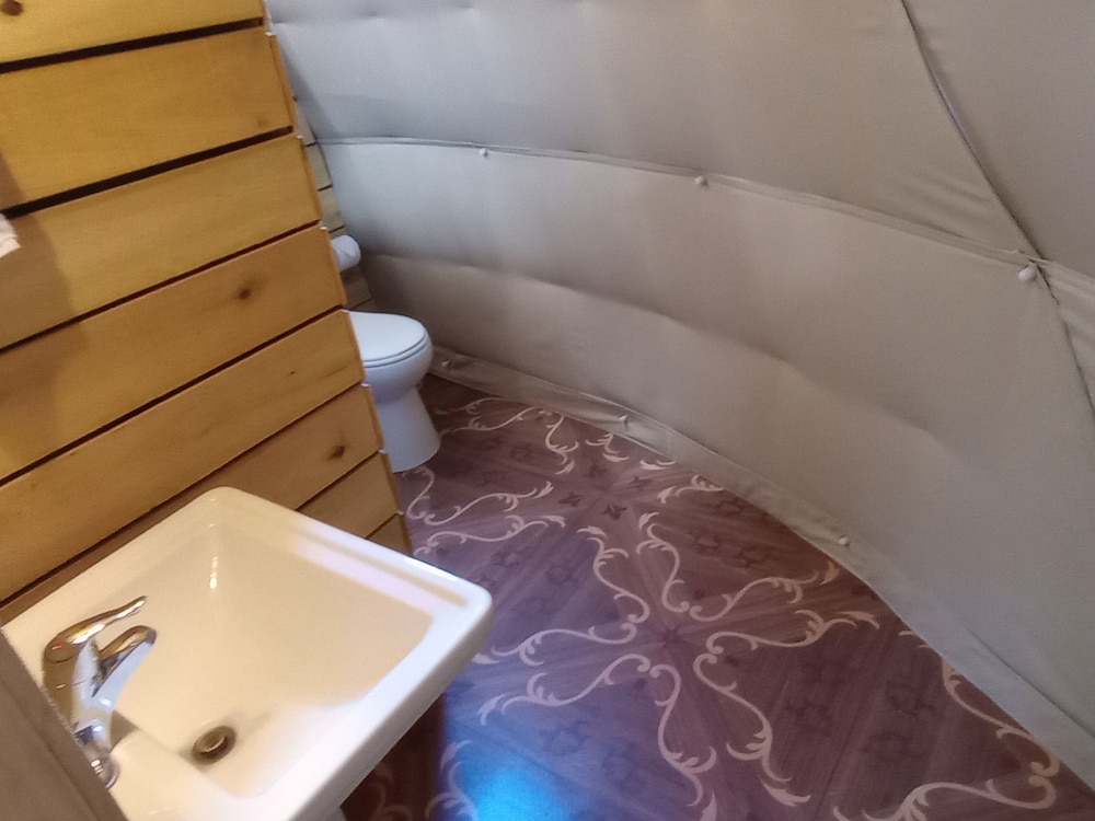 GlampOut Resort Elk River - photo 10