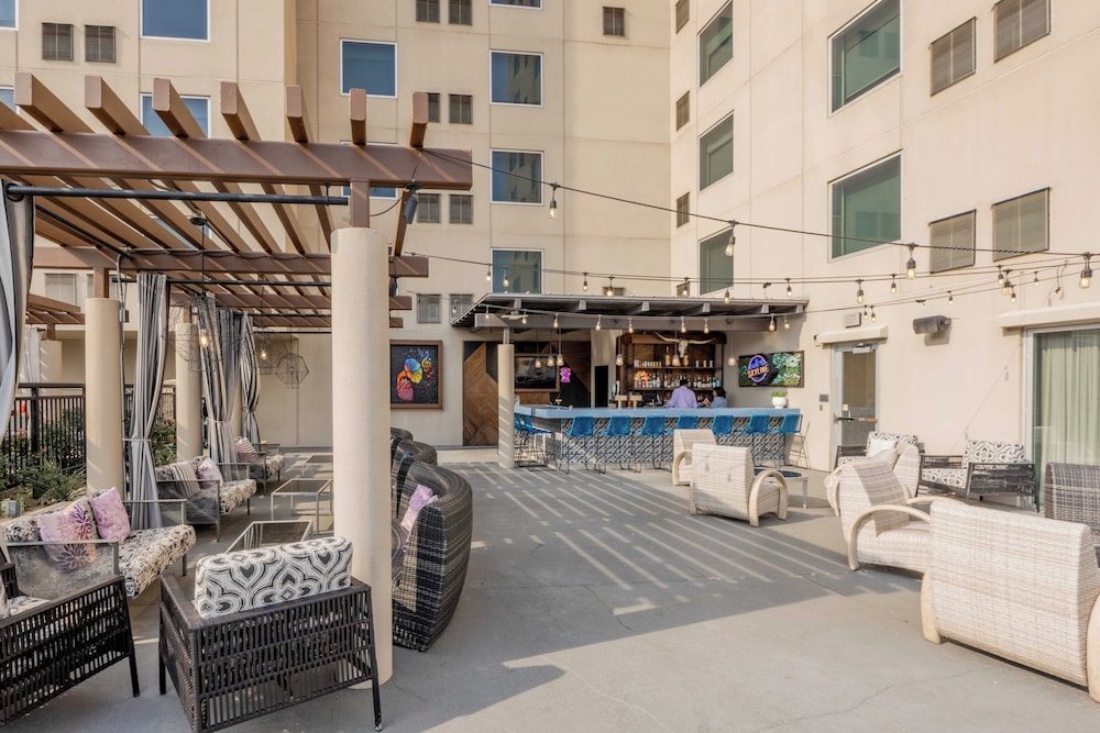 Hotel Indigo Austin Downtown University by IHG - photo 57