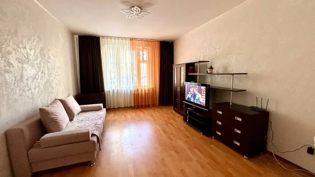 Trekhkomnatnaya V Zelenoy Rosche Ufy Flat — Ufa