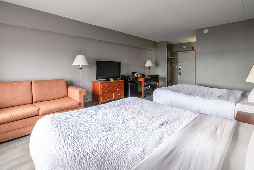 La Quinta Inn & Suites by Wyndham New Haven - photo 29