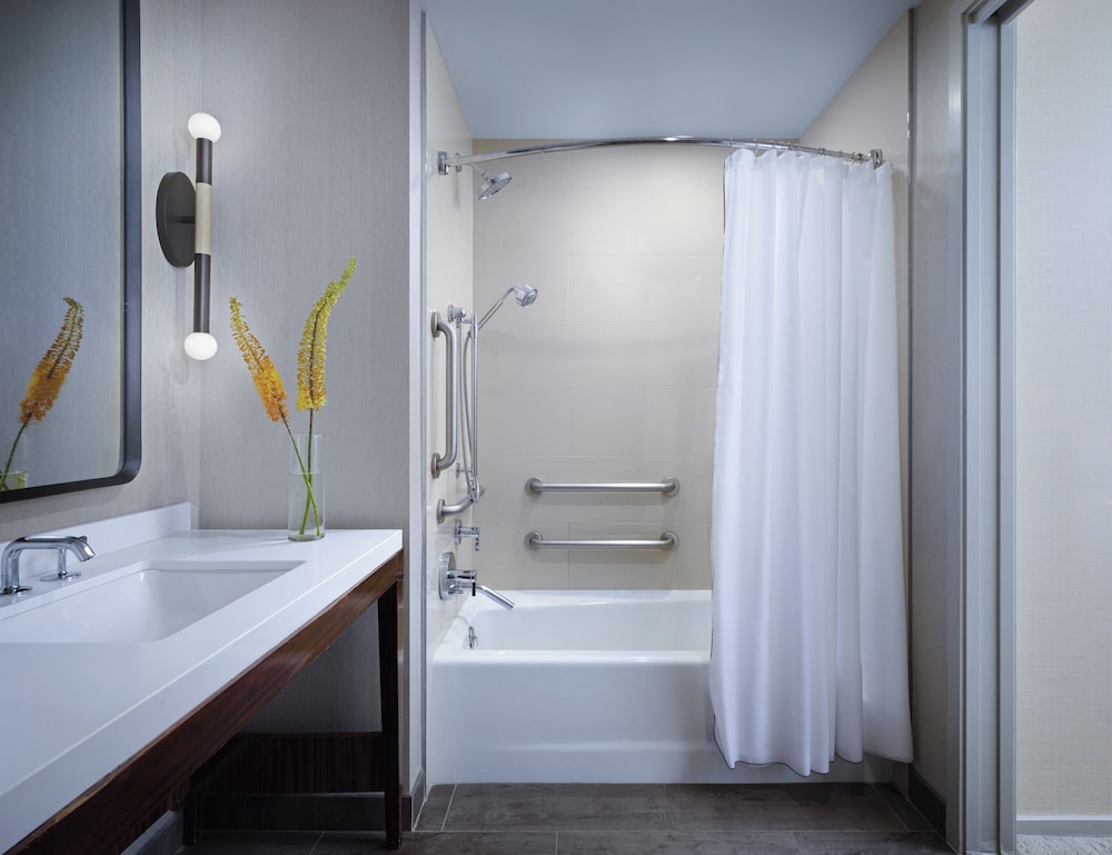 Kimpton Hotel Palomar Phoenix Cityscape by IHG - photo 11