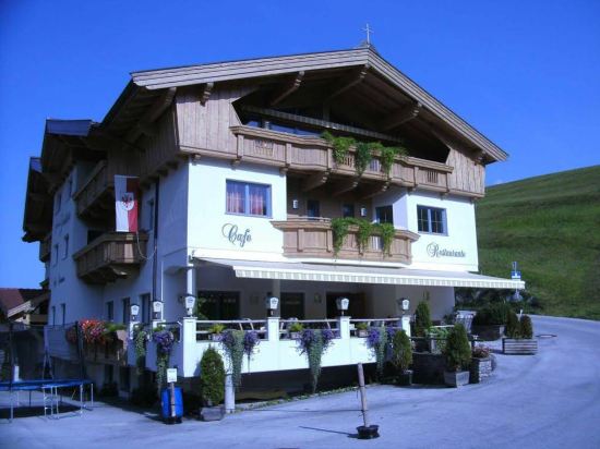 Gradlspitz Gasthof - carbon neutral hotel in Wildschoenau