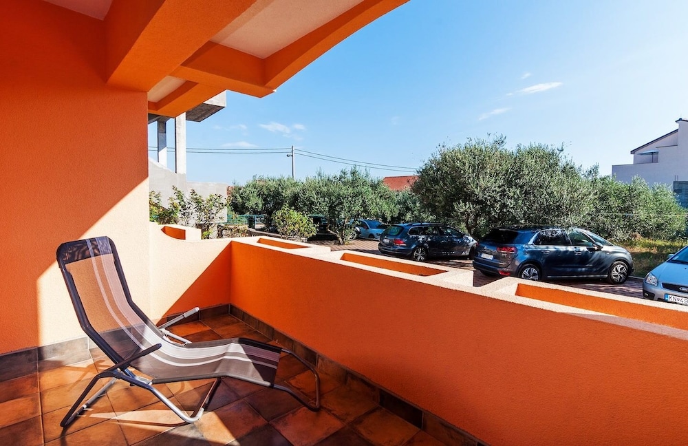 Brane Free Parking A3 Frane in Zadar, Croatia