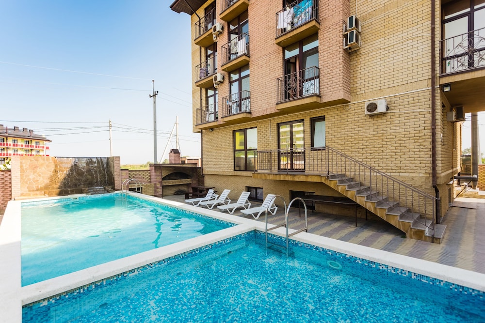 Ostrovok 1 in Vityazevo, Russia