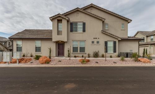 Red Cliffs Retreat - photo 8