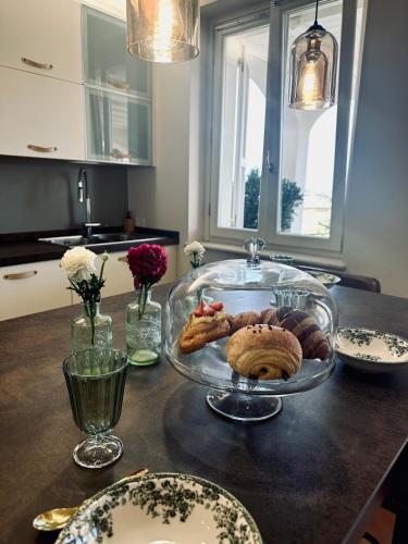 Bouganville — 4-Star Luxury Hotel in Desenzano Del Garda, Italy