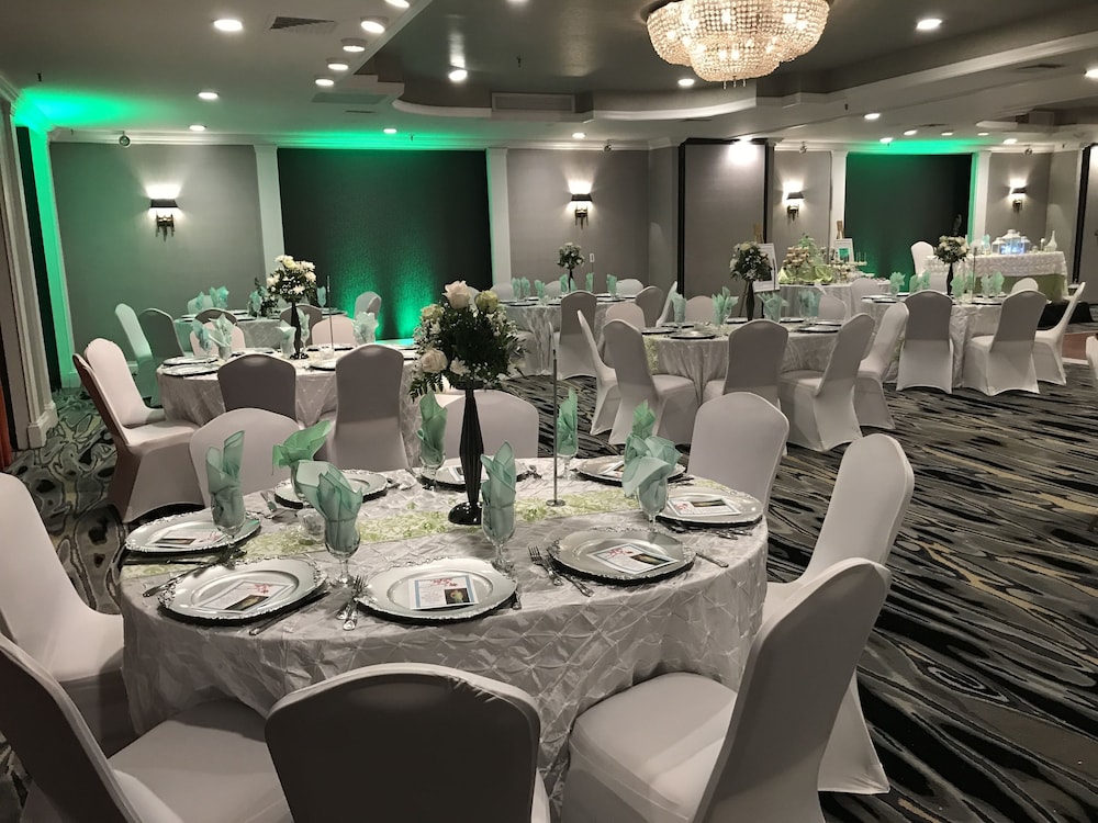 Adria Hotel And Conference Center - photo 41