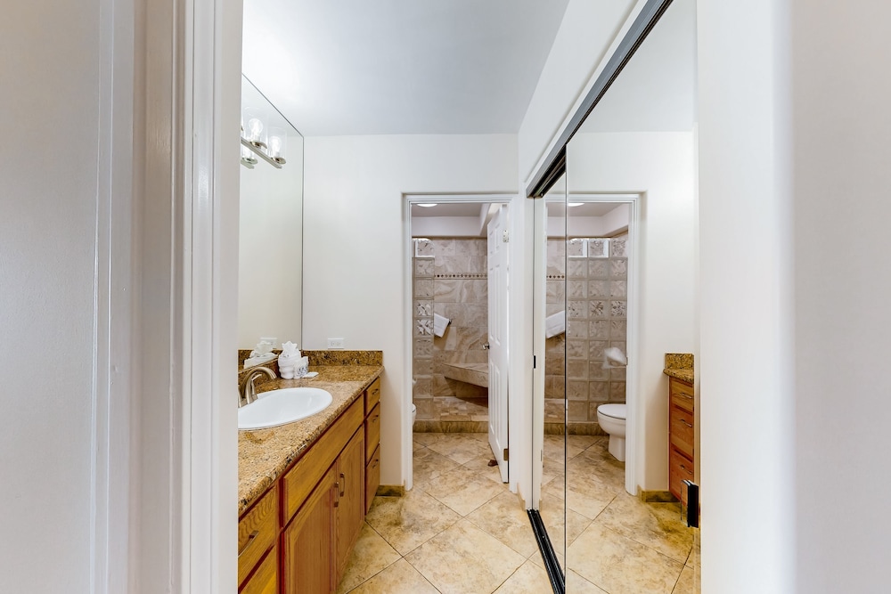 Hololani Resort Vacation Rentals - photo 24
