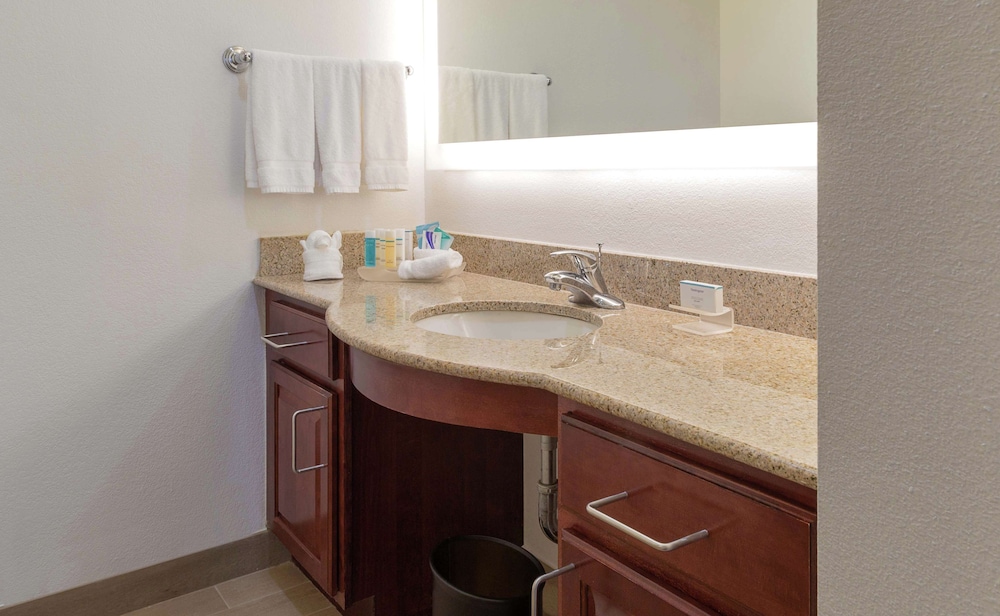 Homewood Suites by Hilton Miami Airport West - photo 21