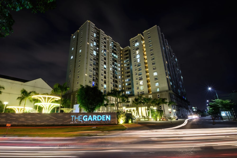 Modern Apartment Garden Gate — 4-Star Luxury Hotel in Ho Chi Minh City, Vietnam