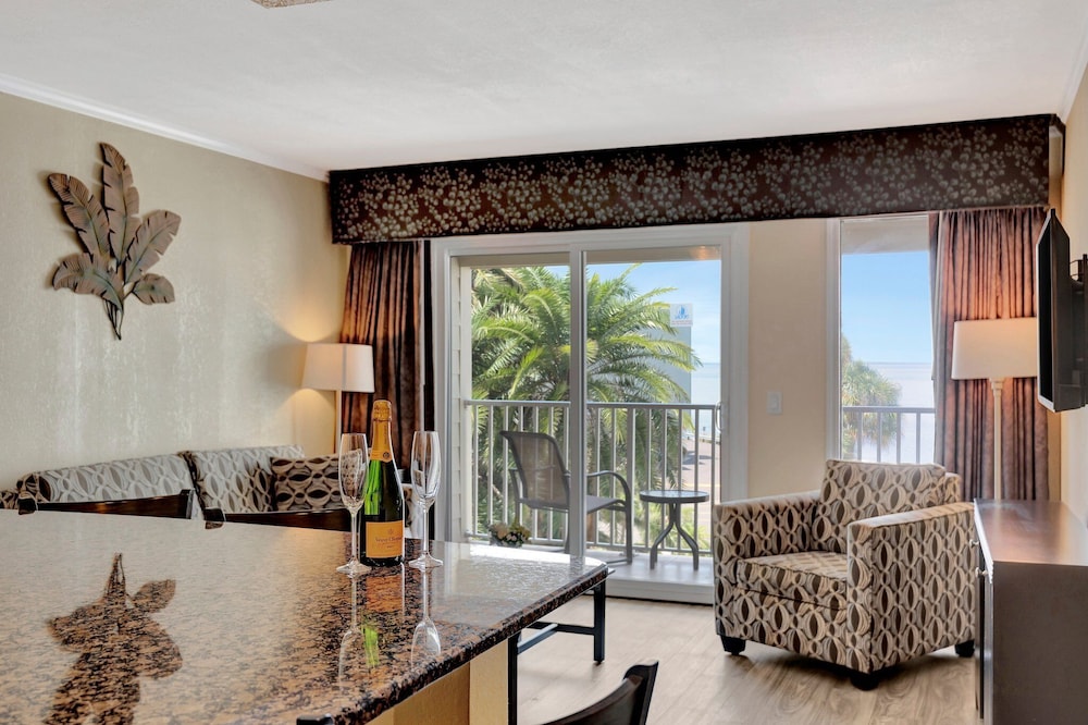 Seaside Luxury Oasis with balcony - photo 41