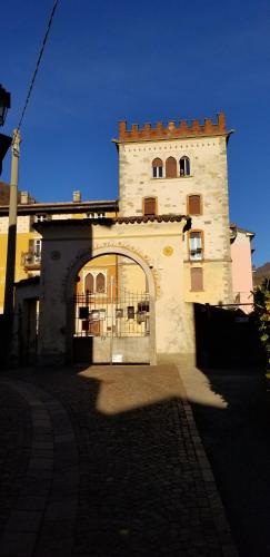 Bella Alda Beautiful Como Castle Penthouse — 4-Star Luxury Hotel in Canzo, Italy