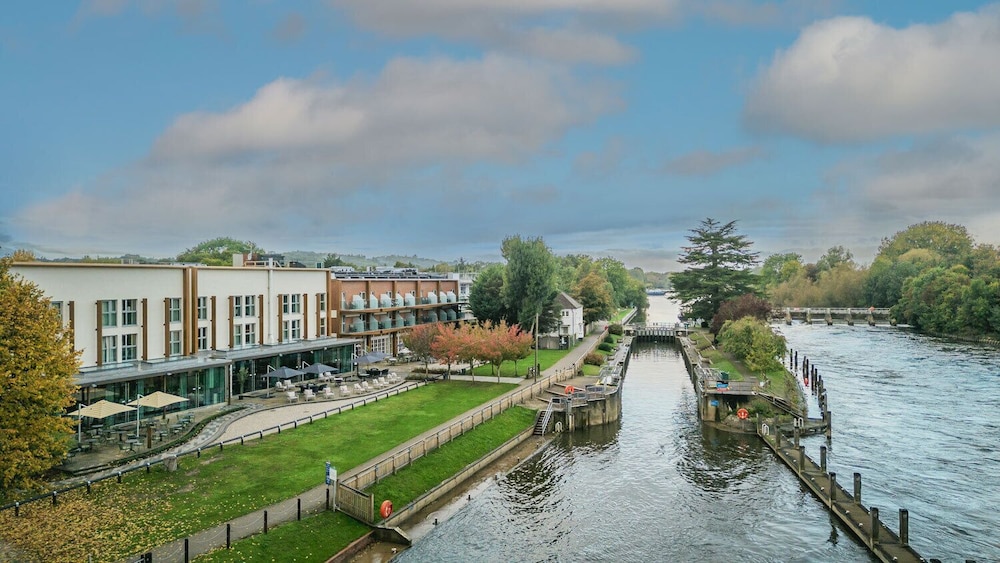 The Runnymede On Thames — hotel in Egham